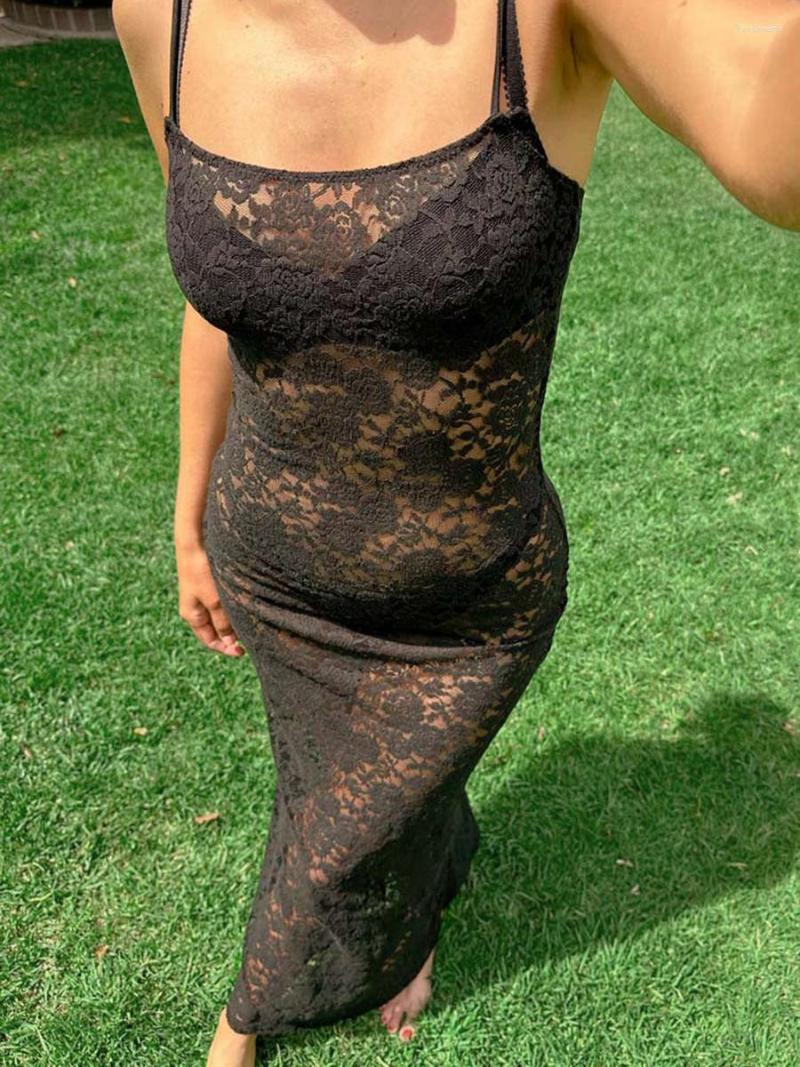 Women' Swimwear Elegant Vintage Lace With Spaghetti Straps - Perfect For Club Parties And Beachwear Sleeveless See-Through, Black
Women' Swimwear Elegant Vintage Lace With Spaghetti Straps - Perfect For Club Parties And Beachwear Sleeveless See-Through, Black