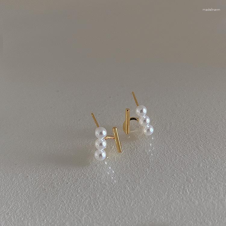 Stud Earrings Geometric Design Pearl Female Retro Niche Personality Simple And Versatile Temperament High-end Fashion Trend
Stud Earrings Geometric Design Pearl Female Retro Niche Personality Simple And Versatile Temperament High-end Fashion Trend