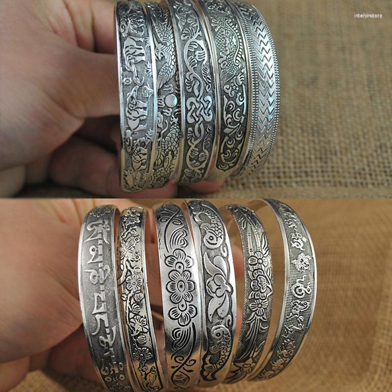 Bangle Vintage Elephant Flower Tibetan Tibet Bracelets Charming Elegant Round Metal Cuff Bangles Women Jewelry
Bangle Vintage Elephant Flower Tibetan Tibet Bracelets Charming Elegant Round Metal Cuff Bangles Women Jewelry