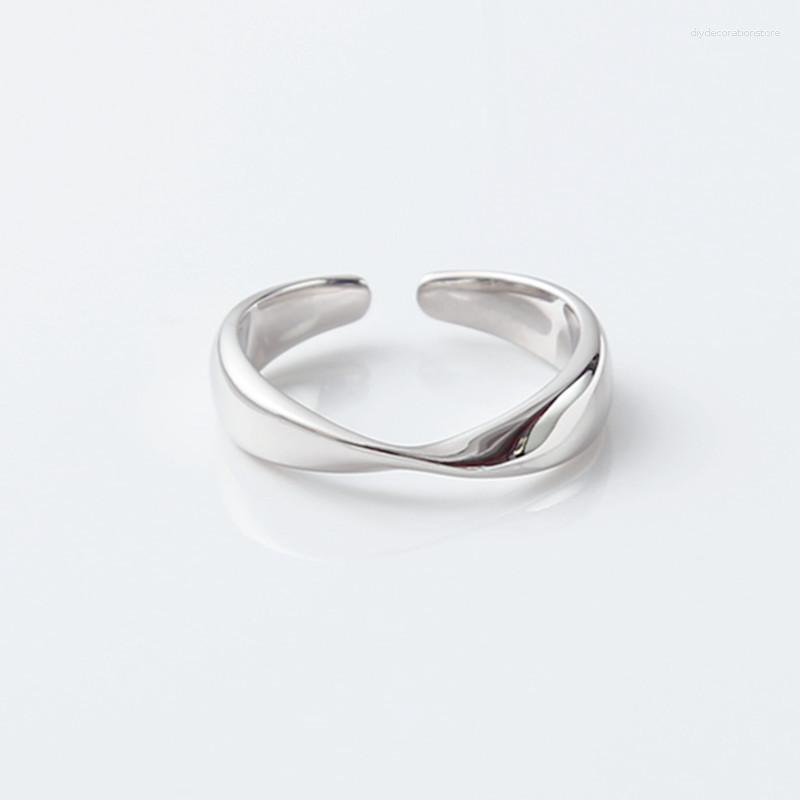 Cluster Rings VENTFILLE 925 Sterling Silver Fashion Simple Irregular Twisted Smooth Opening Ring Geometric Wave Finger For Women
Cluster Rings VENTFILLE 925 Sterling Silver Fashion Simple Irregular Twisted Smooth Opening Ring Geometric Wave Finger For Women
