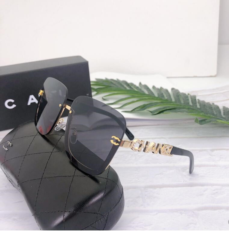 2023 designer sunglasses for women mens sunglasses men Fashion outdoor Timeless Classic Style Eyewear Unisex Goggles Sport Driving Multiple style 001
2023 designer sunglasses for women mens sunglasses men Fashion outdoor Timeless Classic Style Eyewear Unisex Goggles Sport Driving Multiple style 001