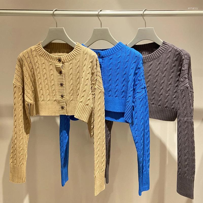 Women's Sweaters Kuzuwata O-neck Single-breasted Long Sleeve Top Short Cardigan 2023 Early Autumn Simple Japanese Loose Pulls Femme, Gray
Women's Sweaters Kuzuwata O-neck Single-breasted Long Sleeve Top Short Cardigan 2023 Early Autumn Simple Japanese Loose Pulls Femme, Gray