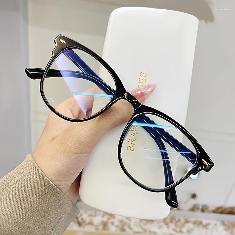 Sunglasses Transparent Computer Glasses Frame Men's Anti-blue Light Rice Nail Optical Mobile Phone Eye Protection
Sunglasses Transparent Computer Glasses Frame Men's Anti-blue Light Rice Nail Optical Mobile Phone Eye Protection