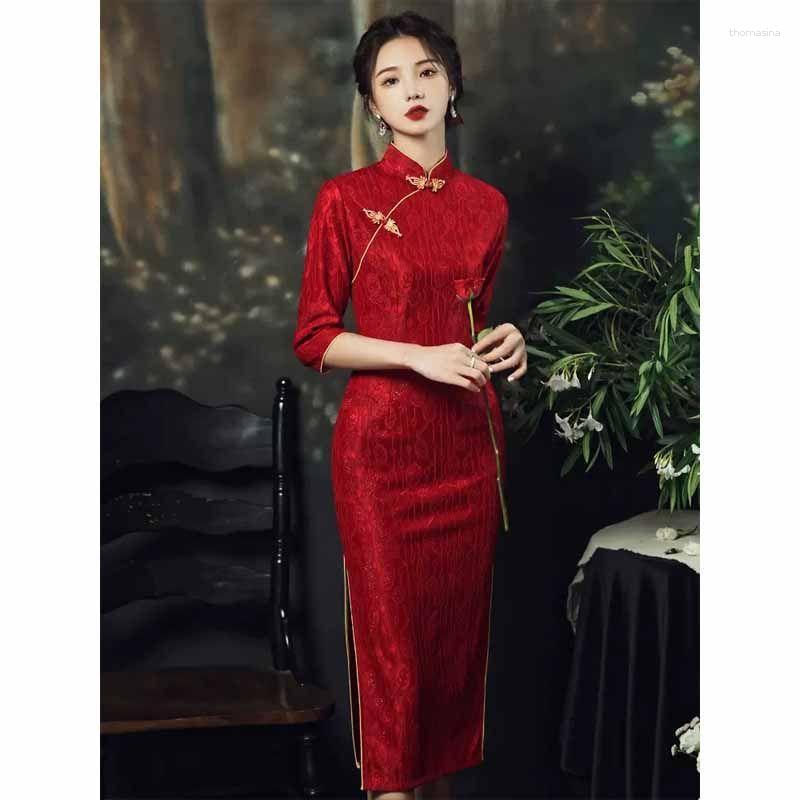 Ethnic Clothing Chinese Bride Wedding Dress Slim Sexy Women Evening Party Qipao Oriental Young Girls Cheongsam Vestidos Vintage Ladies Qi
Ethnic Clothing Chinese Bride Wedding Dress Slim Sexy Women Evening Party Qipao Oriental Young Girls Cheongsam Vestidos Vintage Ladies Qi