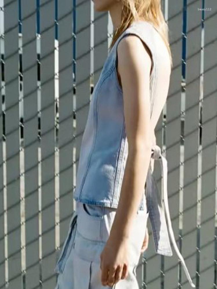 Women's Vests Kumsvag 2023 Women Summer Denim Coats Casual Solid Backless Back Bow Tie Female Elegant Street Waistcoat Vest Clothing
Women's Vests Kumsvag 2023 Women Summer Denim Coats Casual Solid Backless Back Bow Tie Female Elegant Street Waistcoat Vest Clothing