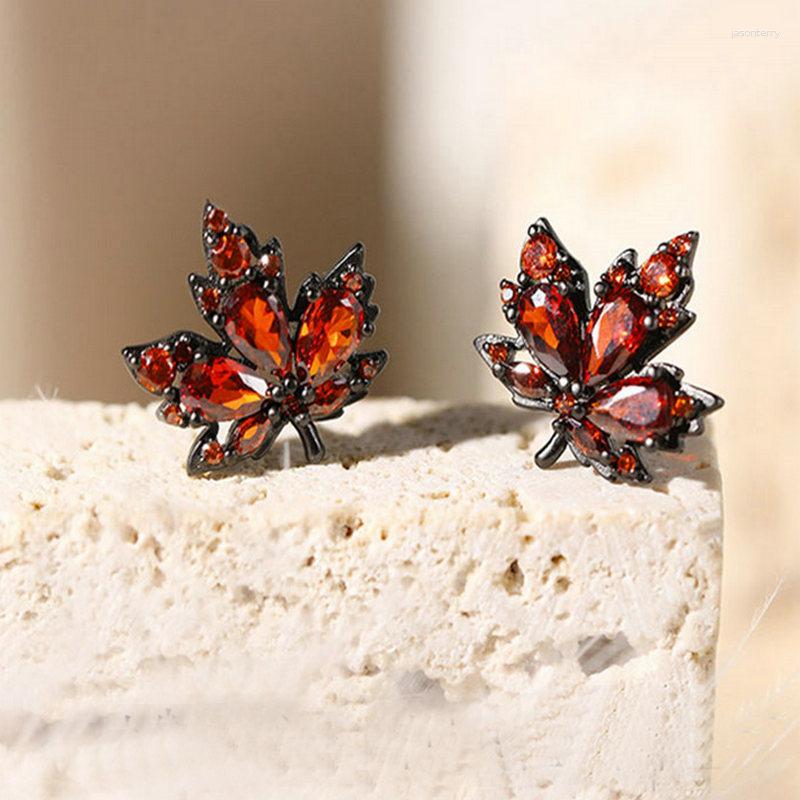 Stud Earrings Classic Red Rhinestone Zircon Exquisite For Women Fashion Fall Winter Jewelry Accessories
Stud Earrings Classic Red Rhinestone Zircon Exquisite For Women Fashion Fall Winter Jewelry Accessories