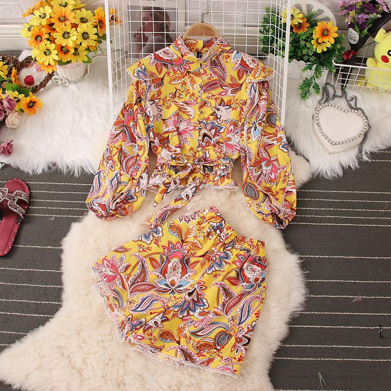 Women's Tracksuits Spring And Summer Fashion Retro Print Suit Women's Single-breasted Collar Lantern Sleeve Shirt High Waist Wide Leg, Black
Women's Tracksuits Spring And Summer Fashion Retro Print Suit Women's Single-breasted Collar Lantern Sleeve Shirt High Waist Wide Leg, Black