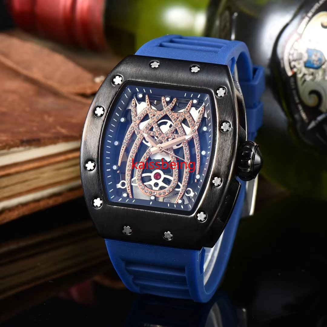 2023 Quartz watch men's business fashion spider style casual watches R men's diamond cutout three-hand chronograph watch
2023 Quartz watch men's business fashion spider style casual watches R men's diamond cutout three-hand chronograph watch