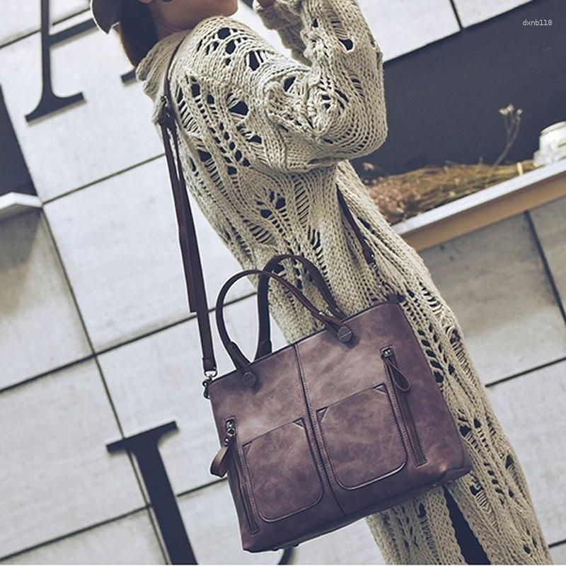 Evening Bags Winter Bolsa FeSmallna Vintage Luxury Handbag Female Causal Totes Bag Leather Women Messenger Clutch Handbags, Brown
Evening Bags Winter Bolsa FeSmallna Vintage Luxury Handbag Female Causal Totes Bag Leather Women Messenger Clutch Handbags, Brown