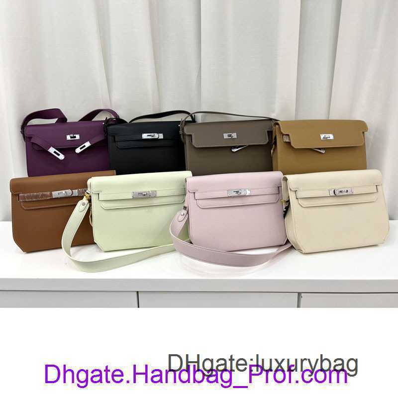 Hrems Designer Wholesale kyllie tote bags online store Top Swift Cowhide Bag Womens Spring Summer 2023 New Fashion Casual Single Shoulder Cros With Real Logo, Black (with three shoulder straps)
Hrems Designer Wholesale kyllie tote bags online store Top Swift Cowhide Bag Womens Spring Summer 2023 New Fashion Casual Single Shoulder Cros With Real Logo, Black (with three shoulder straps)
