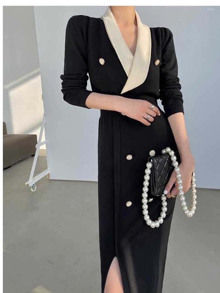 Casual Dresses Autumn Women Elegant Midi Slim Vintage Knitted Sweate Black Dress Female Vestdios Office Lady Bodycon Fashion Clothes
Casual Dresses Autumn Women Elegant Midi Slim Vintage Knitted Sweate Black Dress Female Vestdios Office Lady Bodycon Fashion Clothes