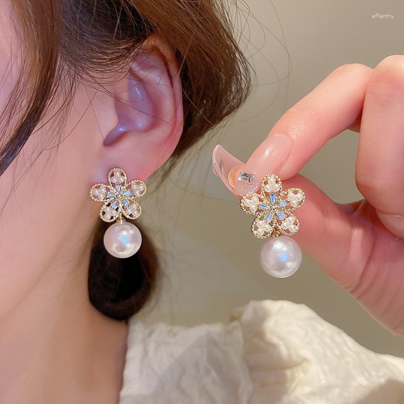 Dangle Earrings Elegant Shell Crystal Flower Pearl Ball Drop For Women Girls Fashion Korean Style Cute Jewelry 2023 Gift
Dangle Earrings Elegant Shell Crystal Flower Pearl Ball Drop For Women Girls Fashion Korean Style Cute Jewelry 2023 Gift