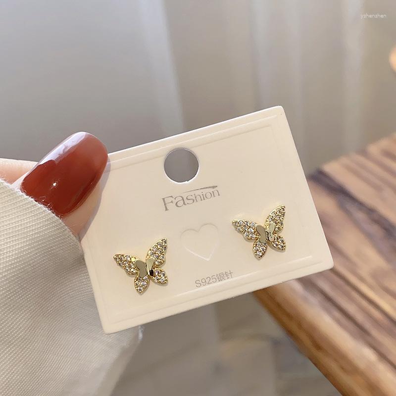 Stud Earrings 2023 Arrival Fashion Women Classic Simple Elegant Small Zircon Butterfly Jewelry For Female
Stud Earrings 2023 Arrival Fashion Women Classic Simple Elegant Small Zircon Butterfly Jewelry For Female