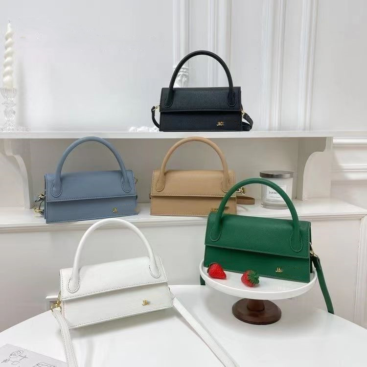 JAQUEMUS 2023 high-quality designers bags Shoulder Bags Soft Leather women Handbag Crossbody Luxury Tote Fashion Shopping Multi-color Purse Satchels BagS, Green
JAQUEMUS 2023 high-quality designers bags Shoulder Bags Soft Leather women Handbag Crossbody Luxury Tote Fashion Shopping Multi-color Purse Satchels BagS, Green