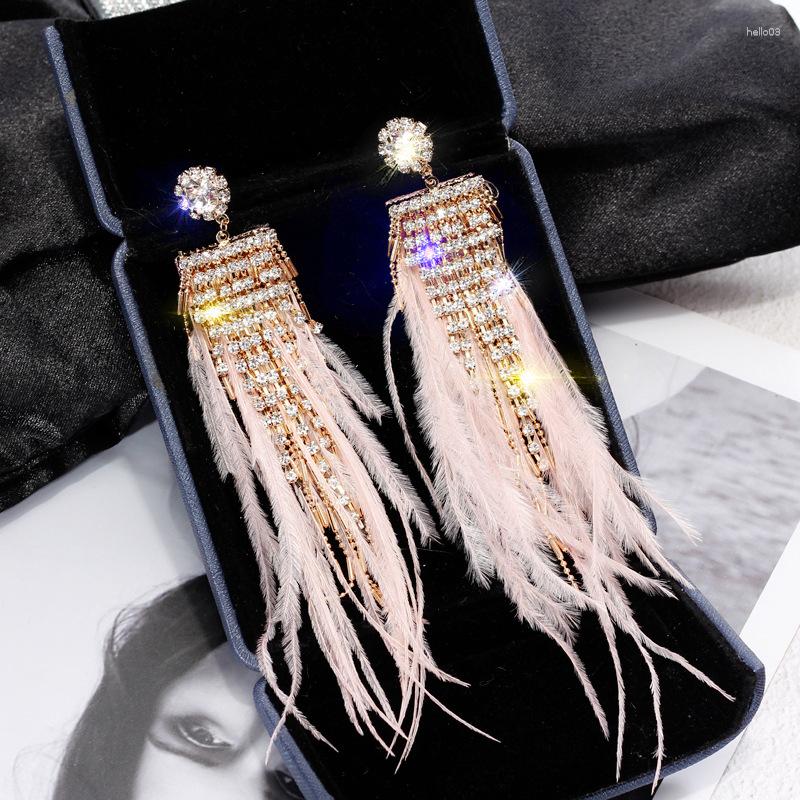 Dangle Earrings Pink Hair European And American Long Tassel Feather Korean Style Drop Party Jewelry Gift
Dangle Earrings Pink Hair European And American Long Tassel Feather Korean Style Drop Party Jewelry Gift