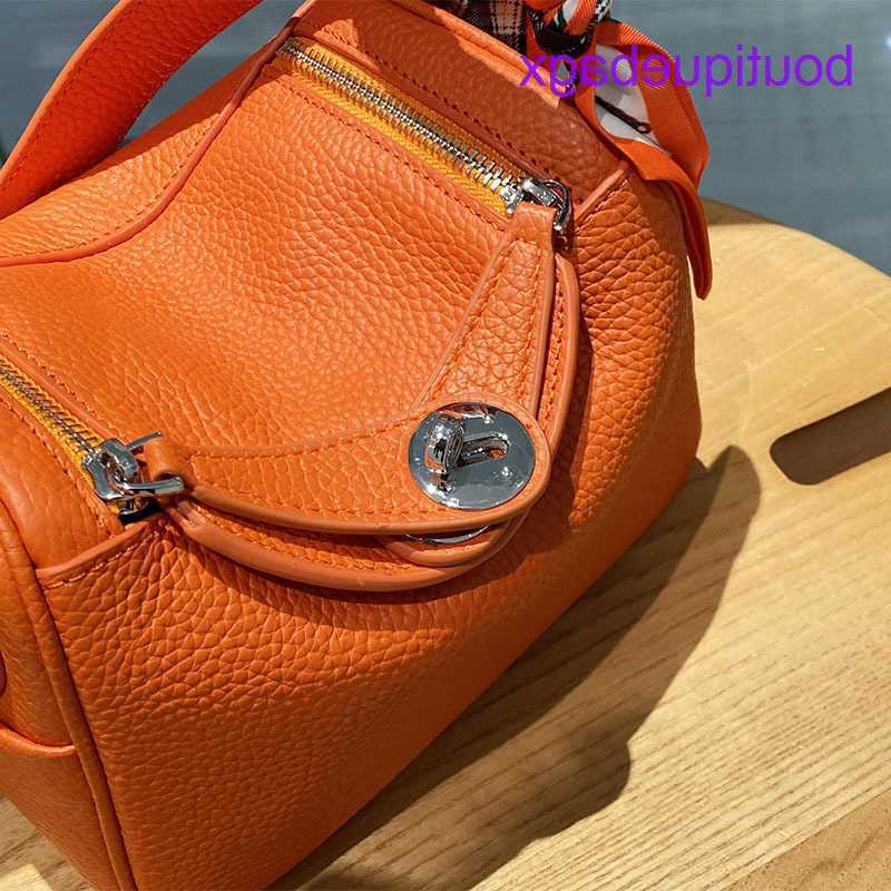 Designer Lindi Bags H Home on sale 2023 New Fashion 19min Pillow Wrap Head Layer Cowhide One Shoulder Crossbody Doctor Leather FemaleHave Real Logo, Rose pink
Designer Lindi Bags H Home on sale 2023 New Fashion 19min Pillow Wrap Head Layer Cowhide One Shoulder Crossbody Doctor Leather FemaleHave Real Logo, Rose pink