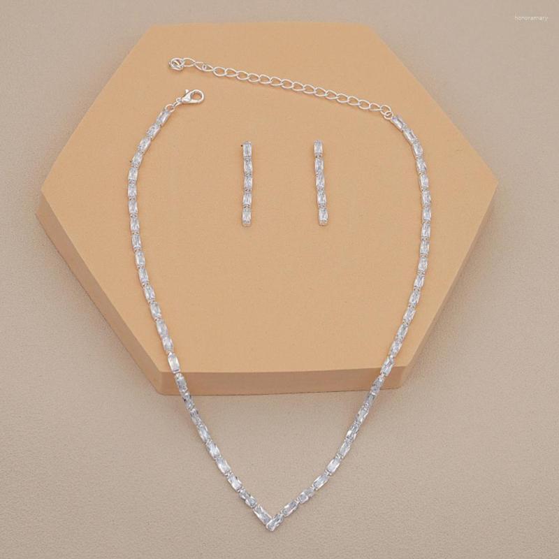 Necklace Earrings Set Great Ladies Electroplating Bride Dainty Shiny Cubic Zirconia Stud Kit Gift, Picture shown
Necklace Earrings Set Great Ladies Electroplating Bride Dainty Shiny Cubic Zirconia Stud Kit Gift, Picture shown