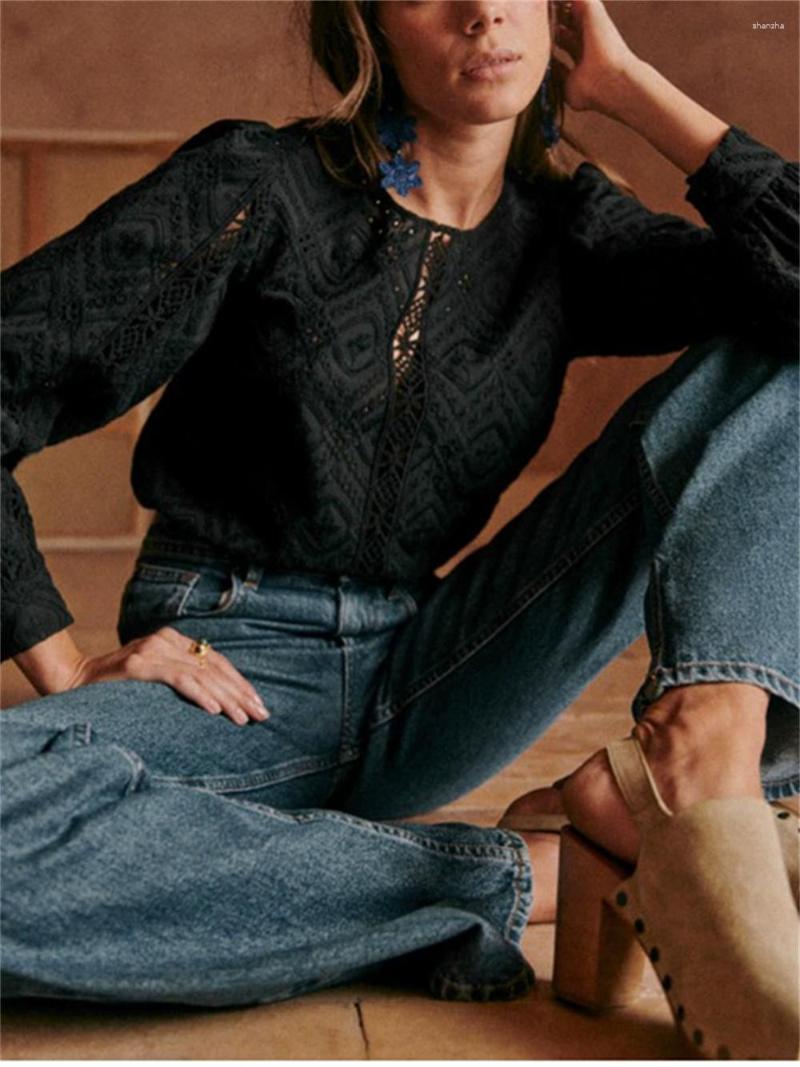 Women' Blouses Women O-Neck Lace Embroidery Hollow Out Blouse French Fashion Ladies Vintage Long Sleeve Sexy Shirt 2023 Spring Summer, Black
Women' Blouses Women O-Neck Lace Embroidery Hollow Out Blouse French Fashion Ladies Vintage Long Sleeve Sexy Shirt 2023 Spring Summer, Black