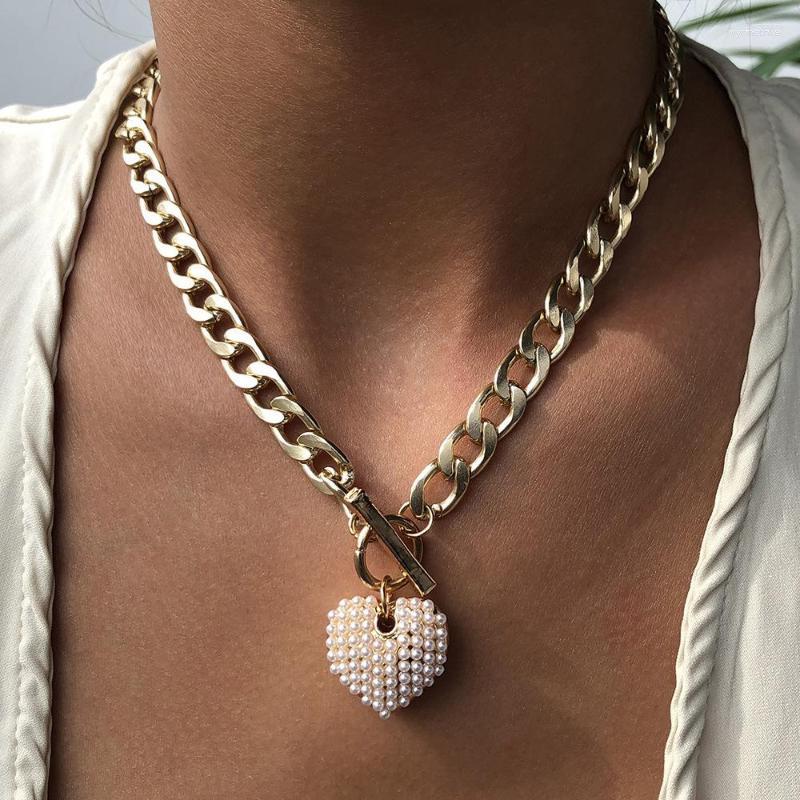 Chains Simple Love Heart Charm Pendant Necklace OT Clasp Chain For Women Gifts Statement Jewelry Accessories
Chains Simple Love Heart Charm Pendant Necklace OT Clasp Chain For Women Gifts Statement Jewelry Accessories