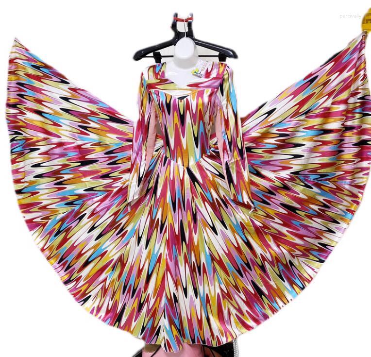 Ethnic Clothing Chinese Xinjiang Uygurs Women Adelais Dress Colourful Spring Dance Tradition
Ethnic Clothing Chinese Xinjiang Uygurs Women Adelais Dress Colourful Spring Dance Tradition