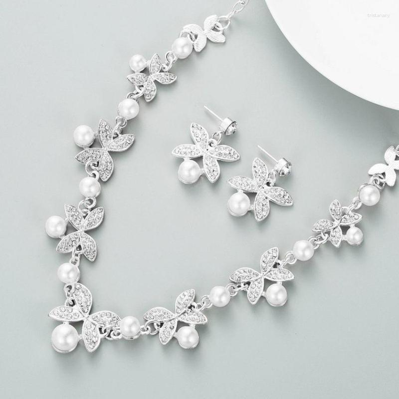 Necklace Earrings Set Paved Rhinestone Pearl Blooming For Women Upscale Dancing Party Evening Jewelry DRESS Accessories Boutique, Picture shown
Necklace Earrings Set Paved Rhinestone Pearl Blooming For Women Upscale Dancing Party Evening Jewelry DRESS Accessories Boutique, Picture shown