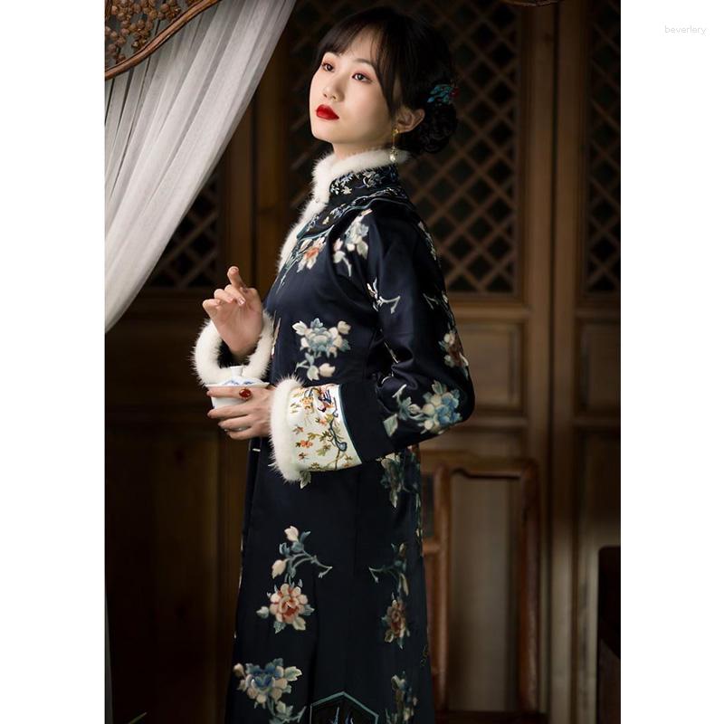 Ethnic Clothing 2023 Winter Imitation Chinese Qing Dynasty Antique Clothes Ruyi Lapel Ancient Thermal Padded Cotton Improved Cheongsam
Ethnic Clothing 2023 Winter Imitation Chinese Qing Dynasty Antique Clothes Ruyi Lapel Ancient Thermal Padded Cotton Improved Cheongsam