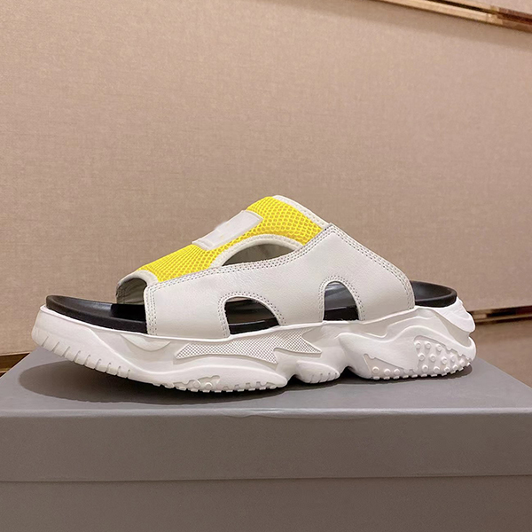 Summer new casual and comfortable leather sandals non-slip wear-resistant thick sole fresh breathable male slippers are green black yellow 3 color options
Summer new casual and comfortable leather sandals non-slip wear-resistant thick sole fresh breathable male slippers are green black yellow 3 color options