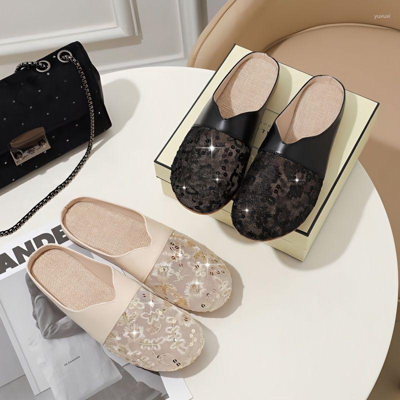 Slippers 2023 Spring And Summer Women Fashion Shiny Sequins Hollow Mesh Sandals Low-heeled Non-open Toe Outer Wear, Beige
Slippers 2023 Spring And Summer Women Fashion Shiny Sequins Hollow Mesh Sandals Low-heeled Non-open Toe Outer Wear, Beige