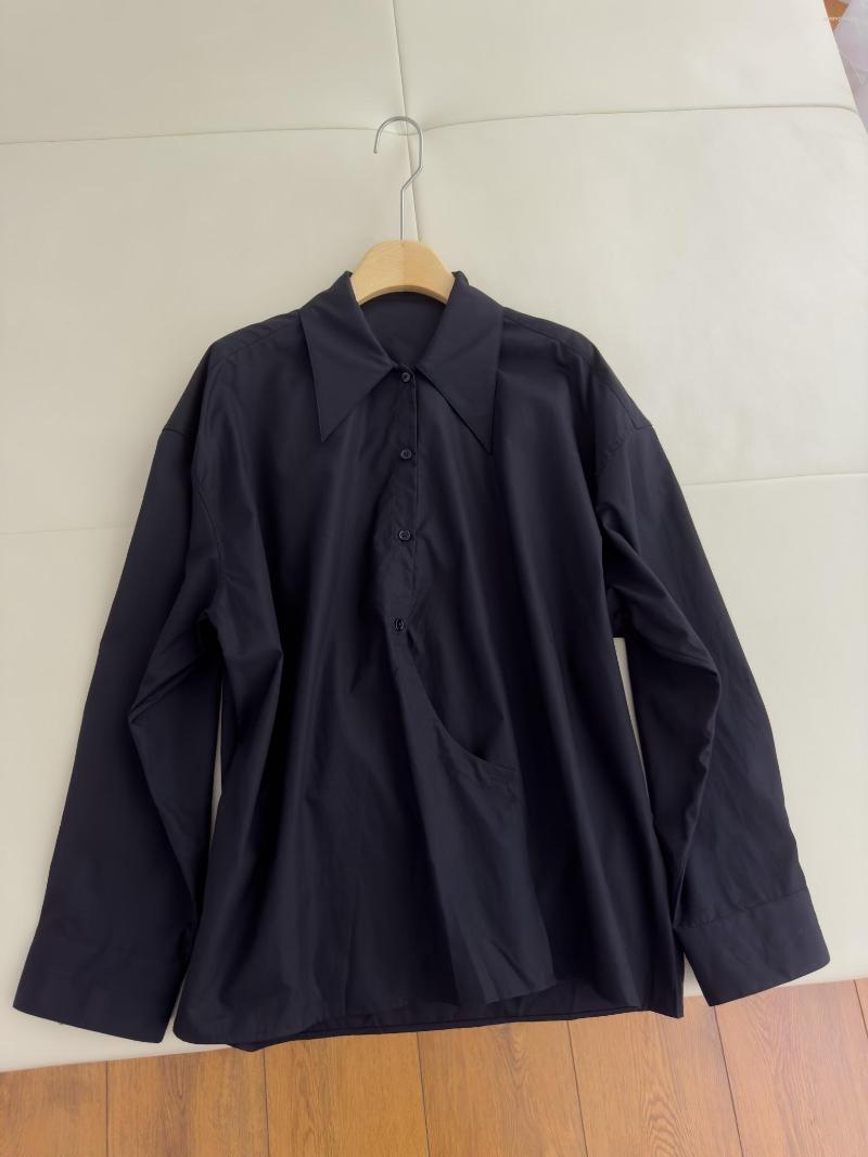 Women' Blouses Spring And Summer 2023 Women' WearPointed Collar Diagonal Button Drop-Shoulder Sleeve Shirt 0401, Black
Women' Blouses Spring And Summer 2023 Women' WearPointed Collar Diagonal Button Drop-Shoulder Sleeve Shirt 0401, Black
