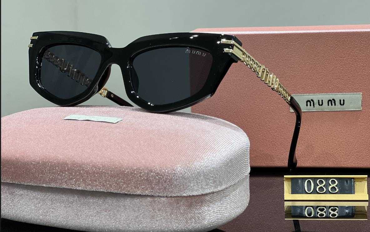 Luxury Miu Sunglasses Retro Cat Eyes Women's Sunglasses Fashion Trend Cross border Glasses Women's Metal Hollow Chain Men's Goggles designer sunglasses man2SJR
Luxury Miu Sunglasses Retro Cat Eyes Women's Sunglasses Fashion Trend Cross border Glasses Women's Metal Hollow Chain Men's Goggles designer sunglasses man2SJR