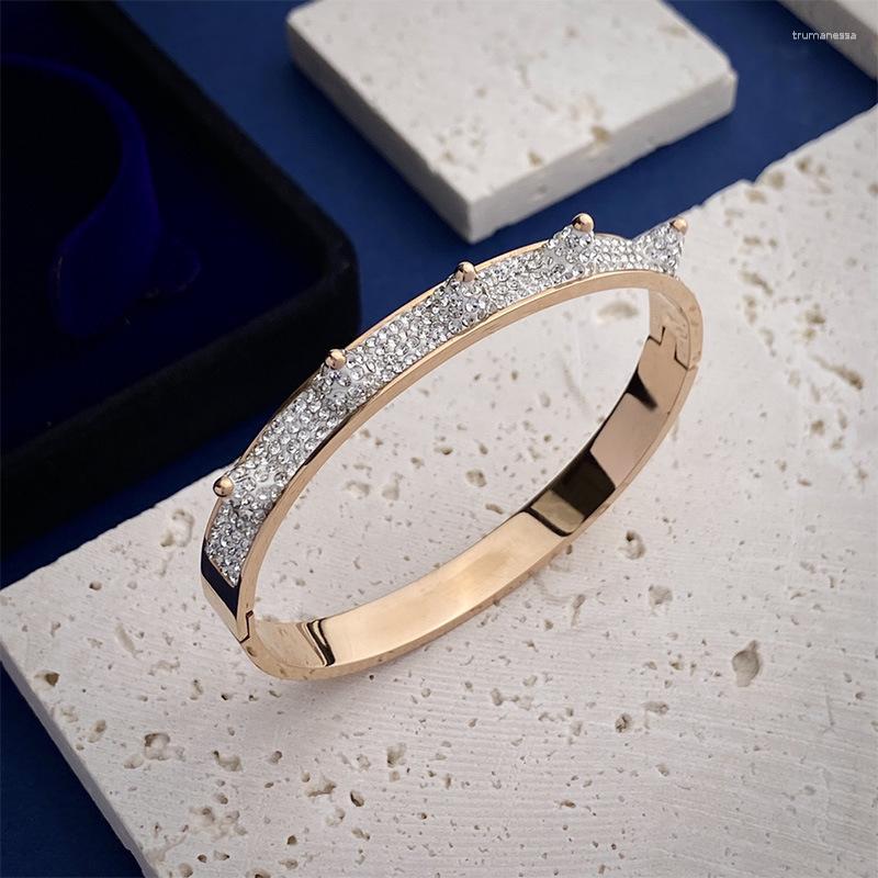 Bangle Titanium Steel White Ceramic Cubic Zirconia Rivet Cuff For Women Prom Party Wedding Jewelry Gold Plated Raym22
Bangle Titanium Steel White Ceramic Cubic Zirconia Rivet Cuff For Women Prom Party Wedding Jewelry Gold Plated Raym22
