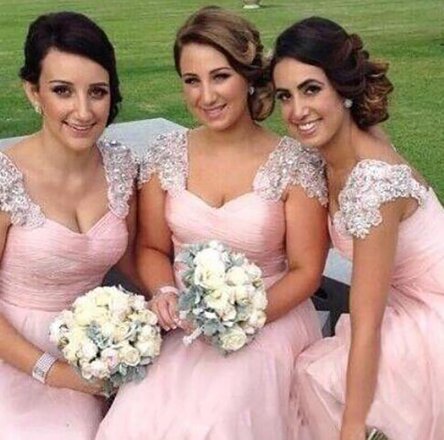 2023 Modest Design Elegant Pink A Line Wedding Bridesmaid Dresses Cap Sleeves Lace Appliques Beaded Chiffon Floor Length Junior Bridesmaid Dresse