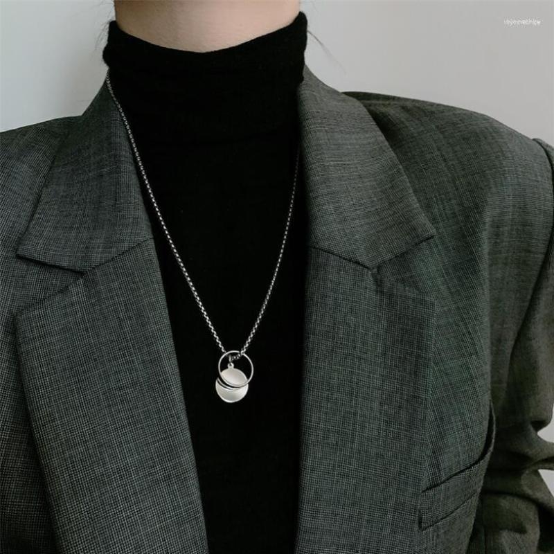 Chains 316L Stainless Steel Hollow Round Sheet Pendant Necklace For Women Couples Net Trend Jewelry Hip Hop Sweater Chain SAN350
Chains 316L Stainless Steel Hollow Round Sheet Pendant Necklace For Women Couples Net Trend Jewelry Hip Hop Sweater Chain SAN350