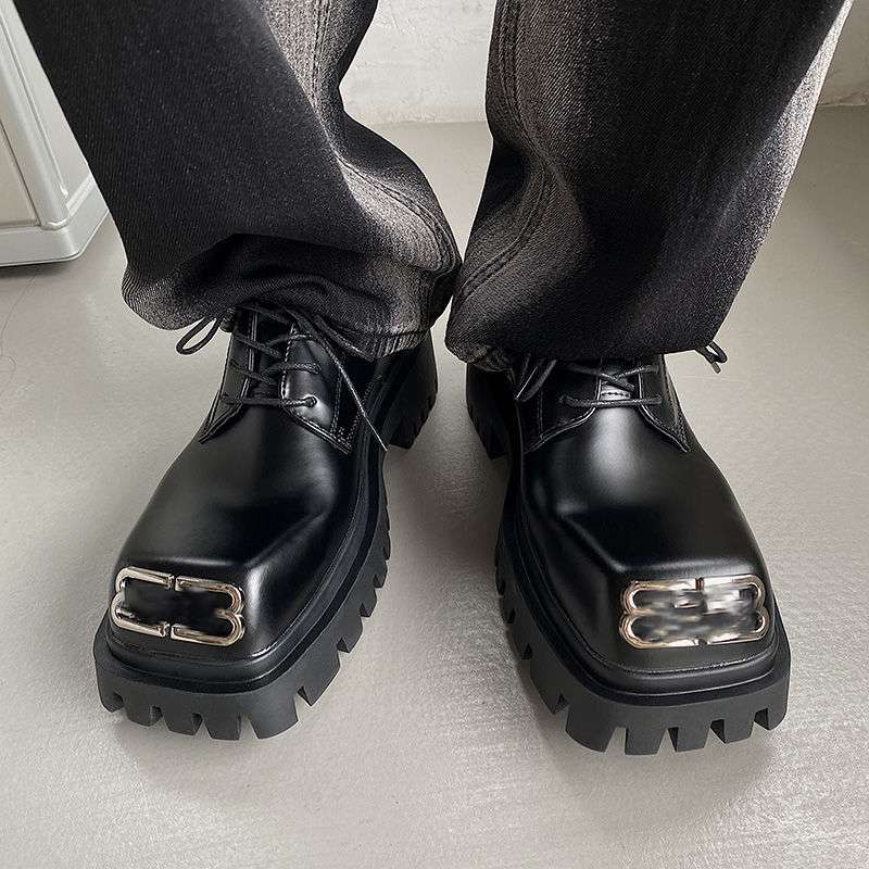 Designer Boots Knight Boots Martin Boots Autumn and Winter Men's Thick Sole Anti slip Round Head Square Ankle Boat Men's Button Motorcycle Luxury Men's Brand Short Boots, As shown in the figure
Designer Boots Knight Boots Martin Boots Autumn and Winter Men's Thick Sole Anti slip Round Head Square Ankle Boat Men's Button Motorcycle Luxury Men's Brand Short Boots, As shown in the figure