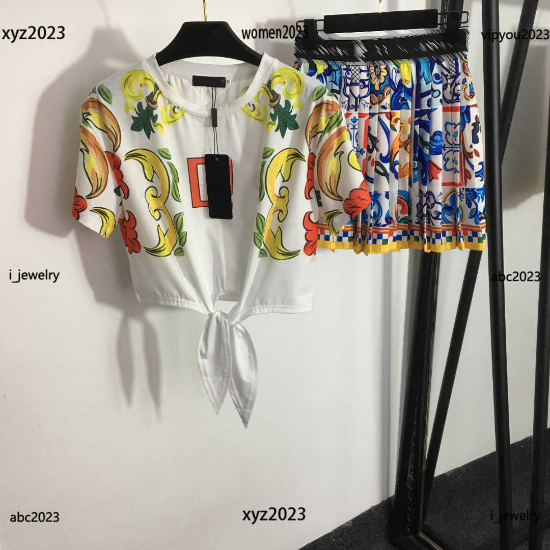 designer clothes women dress girl Two piece dress Size S- Strap waist short open navel T-shirt and webbing high waist skirt June17, #1
designer clothes women dress girl Two piece dress Size S- Strap waist short open navel T-shirt and webbing high waist skirt June17, #1