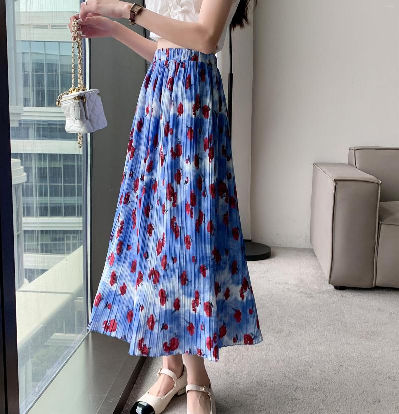 Skirts 2023 Spring Summer Women Elastic High Waist Slim Long Skirt Korean Style Sweet Pleated Floral Gothic Clothes, Purple
Skirts 2023 Spring Summer Women Elastic High Waist Slim Long Skirt Korean Style Sweet Pleated Floral Gothic Clothes, Purple