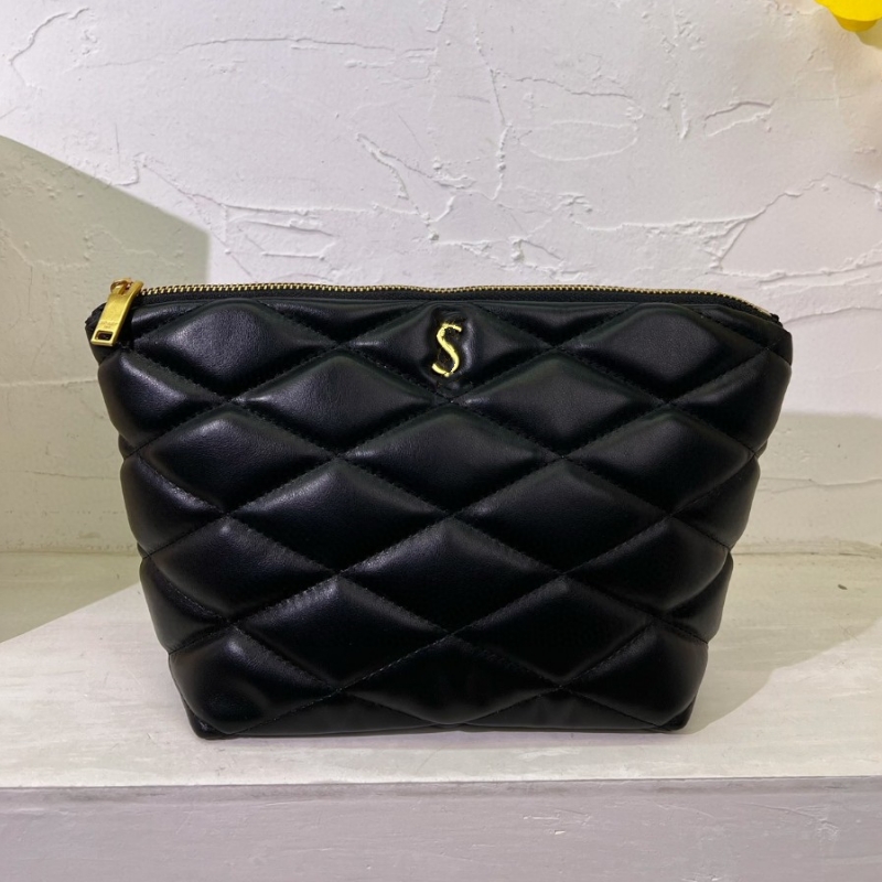 Designers cosmetic bags High quality luxury makeup bag Woman travel pouch make up ladies cluch purses Fashion Diamond pattern wallet, Black
Designers cosmetic bags High quality luxury makeup bag Woman travel pouch make up ladies cluch purses Fashion Diamond pattern wallet, Black