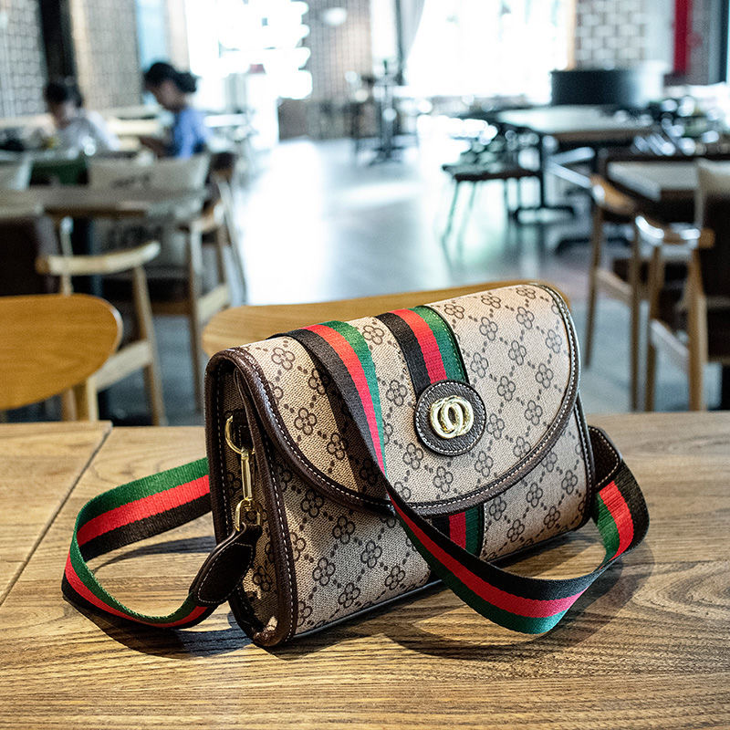 Luxurys Designers Bag Handbag Women bag Handbags Crossbody Soho guccis Shoulder Bags Leather Messenger Bags Purse woman Crossbody bags female
Luxurys Designers Bag Handbag Women bag Handbags Crossbody Soho guccis Shoulder Bags Leather Messenger Bags Purse woman Crossbody bags female