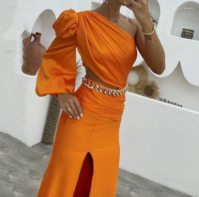 Casual Dresses Slant Shoulder Fluffy Long Sleeve Waist Leakage Fashion Dress Women' 2023 Selling Sexy
Casual Dresses Slant Shoulder Fluffy Long Sleeve Waist Leakage Fashion Dress Women' 2023 Selling Sexy