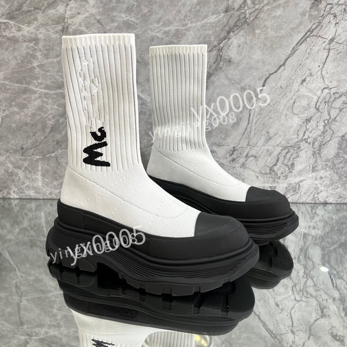 Luxurys Designers casual shoes mens women white leather platforms black outdoor classics sneakers fashion shoe, 01
Luxurys Designers casual shoes mens women white leather platforms black outdoor classics sneakers fashion shoe, 01