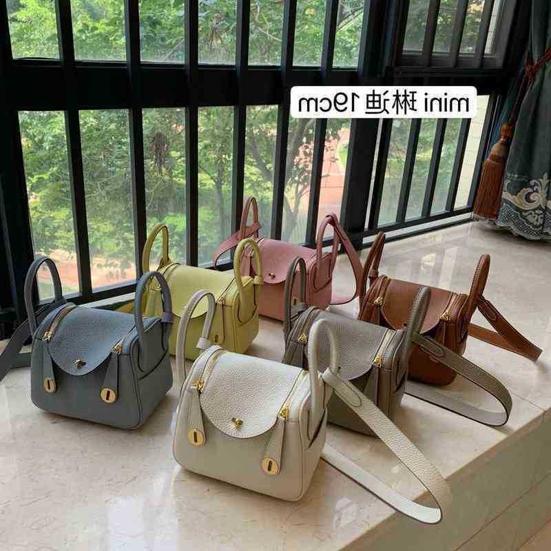 Bags H Home Crossbody s Layer Cowhide Top Gold Buckle Mini Small Doctor Single Shoulder Diagonal Cross Portable Leather Women's PillowHave Real Logo, 26cm caramel gold buckle
Bags H Home Crossbody s Layer Cowhide Top Gold Buckle Mini Small Doctor Single Shoulder Diagonal Cross Portable Leather Women's PillowHave Real Logo, 26cm caramel gold buckle