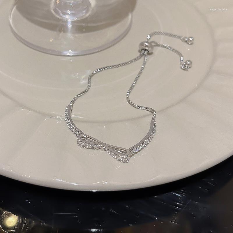 Link Bracelets Silver Color Exquisite Zircon Bowkont Bracelet Women's Elegant Thin Korean Fashion Daily Female Jewelry Accessories
Link Bracelets Silver Color Exquisite Zircon Bowkont Bracelet Women's Elegant Thin Korean Fashion Daily Female Jewelry Accessories