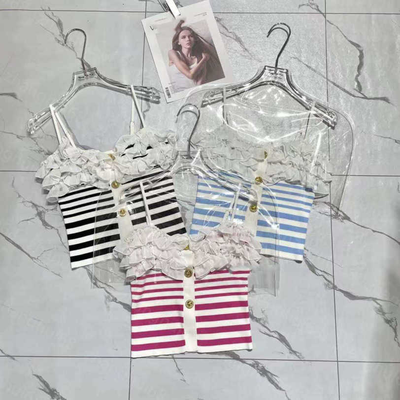 23ss Womens Knits womens designer clothing lace Striped sling knitted vest tops High quality womens clothes a1
23ss Womens Knits womens designer clothing lace Striped sling knitted vest tops High quality womens clothes a1