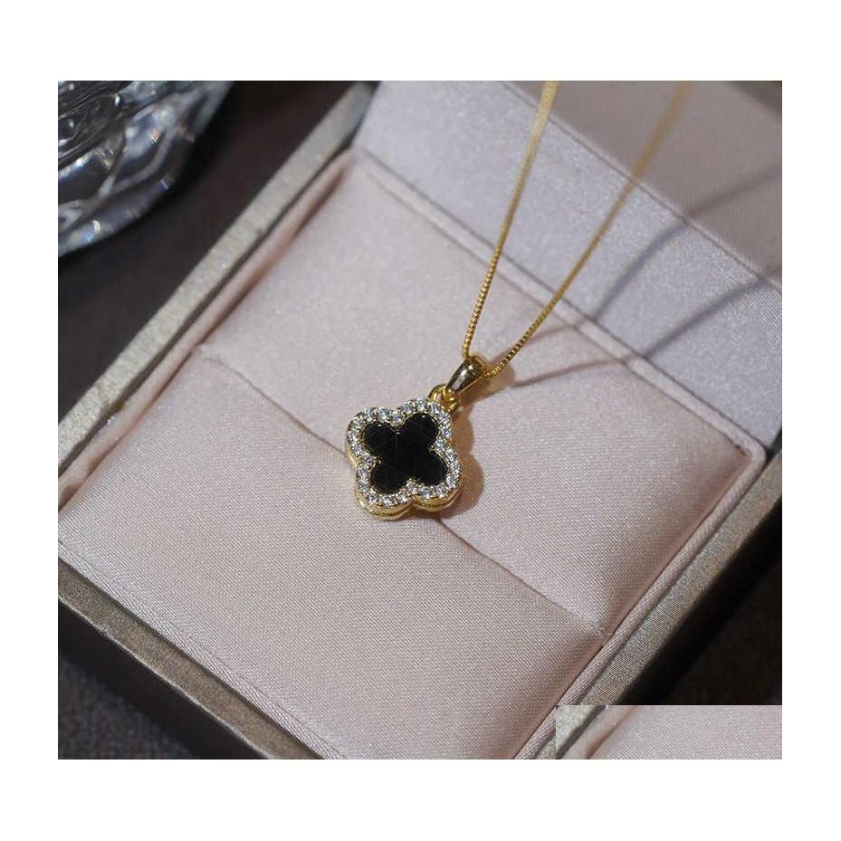 Pendant Necklaces Designer A Mti Wearing Clover Necklace Womens Sier S925 Doublesided Versatile Niche Design Dhcyt
Pendant Necklaces Designer A Mti Wearing Clover Necklace Womens Sier S925 Doublesided Versatile Niche Design Dhcyt