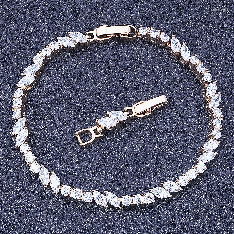 Link Bracelets Top Quality Elegant White Crystal Cubic Zirconia For Women Jewelry Chain Length 20.5CM 061LinkLink
Link Bracelets Top Quality Elegant White Crystal Cubic Zirconia For Women Jewelry Chain Length 20.5CM 061LinkLink