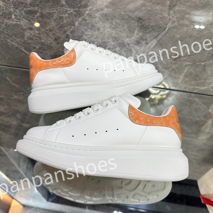 Top Luxurys Designer Sneakers Casual shoes Leather Lace Up Men Fashion Platform White Black mens womens Espadrilles Sports Trainer, 07
Top Luxurys Designer Sneakers Casual shoes Leather Lace Up Men Fashion Platform White Black mens womens Espadrilles Sports Trainer, 07