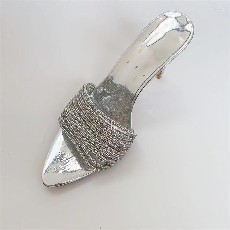 Slippers Crystal Belts Women's Shoes Pointed Toe Sliver Female Sandals Diamond Tacones Bling Zapatos De Mujer Shallow Sandalias
Slippers Crystal Belts Women's Shoes Pointed Toe Sliver Female Sandals Diamond Tacones Bling Zapatos De Mujer Shallow Sandalias