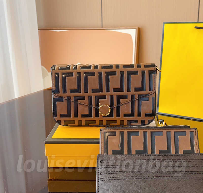 three-piece set embossing bag hobo pochette tote mens wallet famous triple Luxury designer Handbag Womens with box Crossbody shoulder straps Bags purse 746615
three-piece set embossing bag hobo pochette tote mens wallet famous triple Luxury designer Handbag Womens with box Crossbody shoulder straps Bags purse 746615