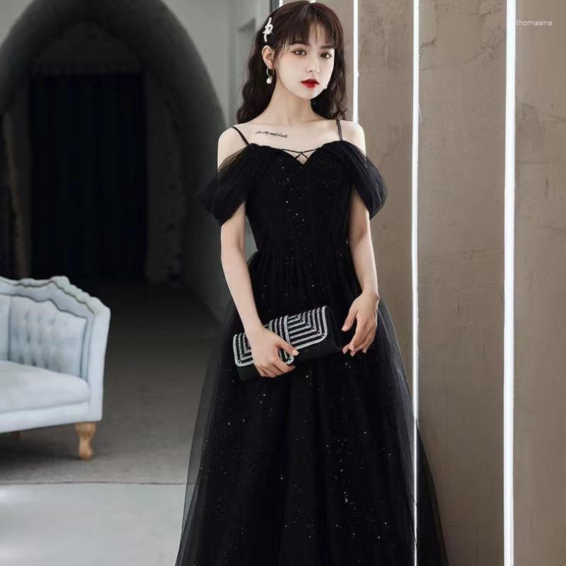Ethnic Clothing Women Black Lacing Up Tulle Evening Dresses Elegant Spaghetti Strap Backless Party Prom Gown
Ethnic Clothing Women Black Lacing Up Tulle Evening Dresses Elegant Spaghetti Strap Backless Party Prom Gown