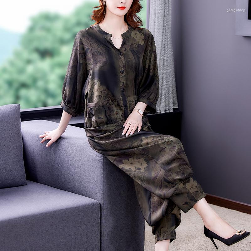 Women's Two Piece Pants 2023 Summer Two-Piece Set Of Fashionable Western-Style Loose Women's High-End Silk Cardigan V-Neck Short-Sleeve, Yellow
Women's Two Piece Pants 2023 Summer Two-Piece Set Of Fashionable Western-Style Loose Women's High-End Silk Cardigan V-Neck Short-Sleeve, Yellow